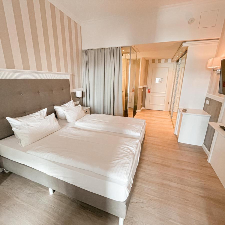 Resort Hotel IV Jahreszeiten 징스트 외부 사진