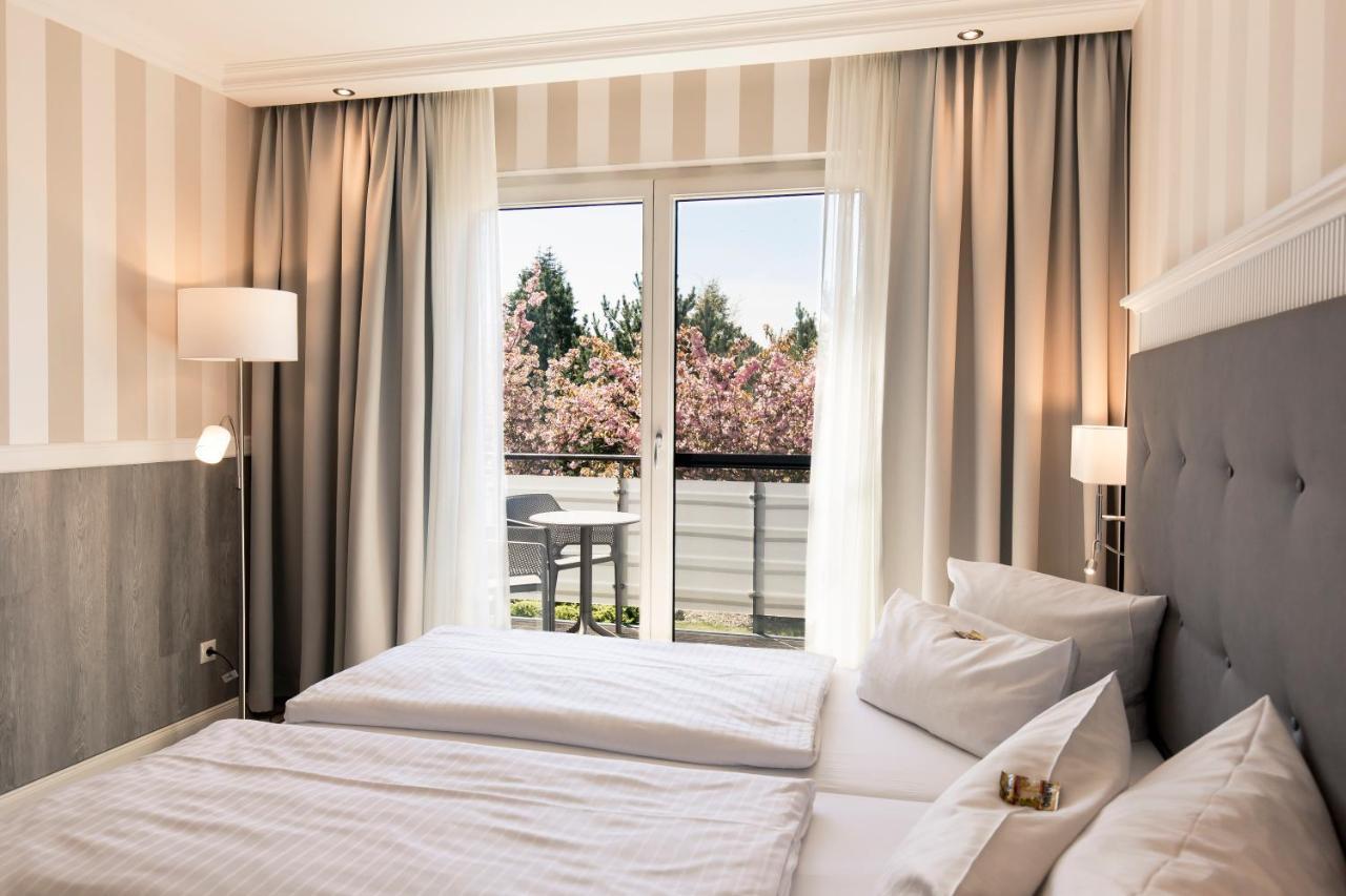Resort Hotel IV Jahreszeiten 징스트 외부 사진
