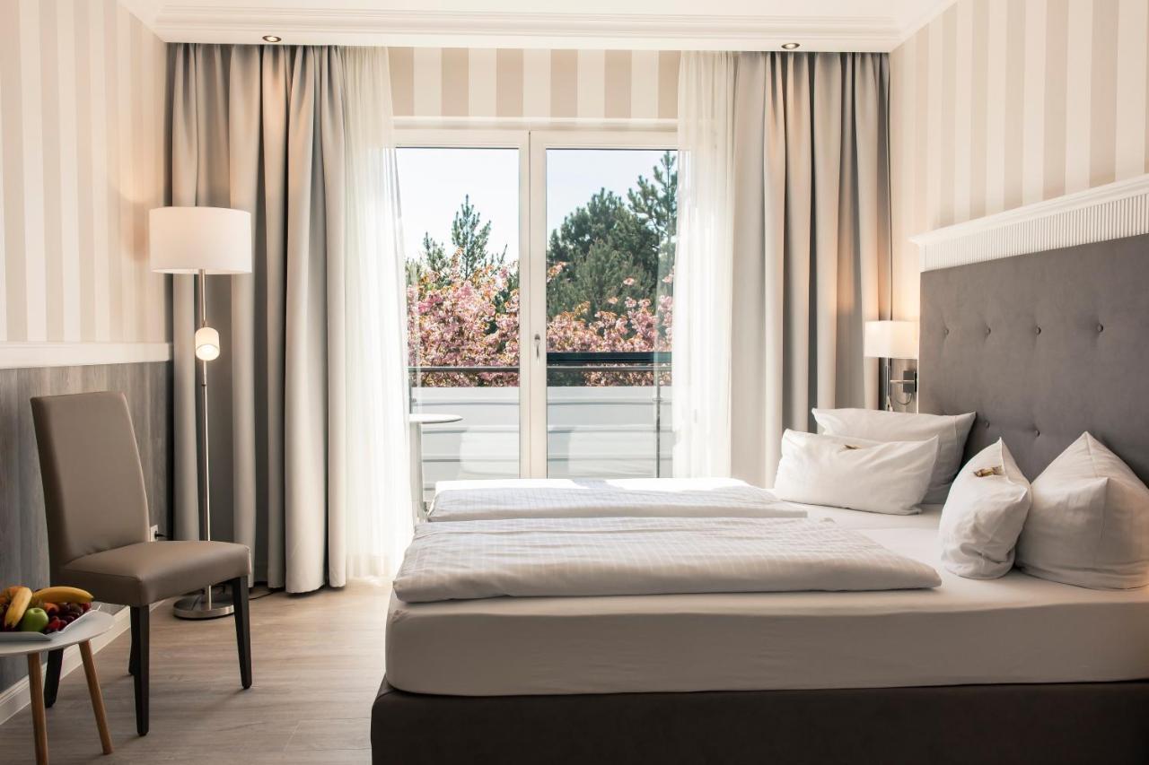 Resort Hotel IV Jahreszeiten 징스트 외부 사진