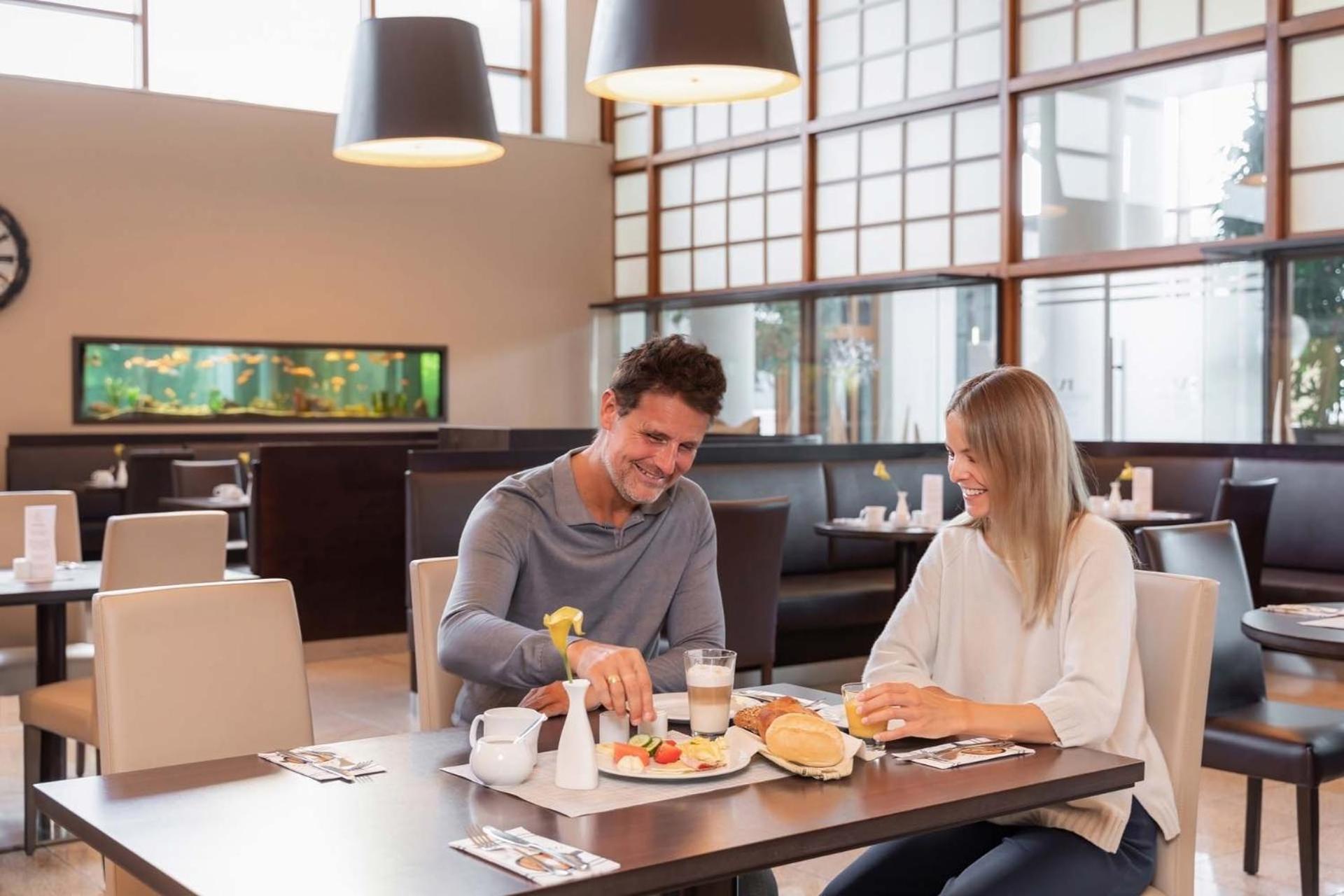 Resort Hotel IV Jahreszeiten 징스트 외부 사진