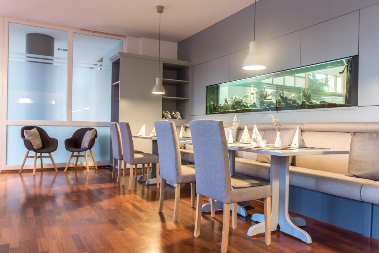 Resort Hotel IV Jahreszeiten 징스트 외부 사진
